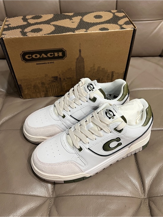 Coach Shoes - Coach White Sneakers with Olive Green Accents，Women Size：8